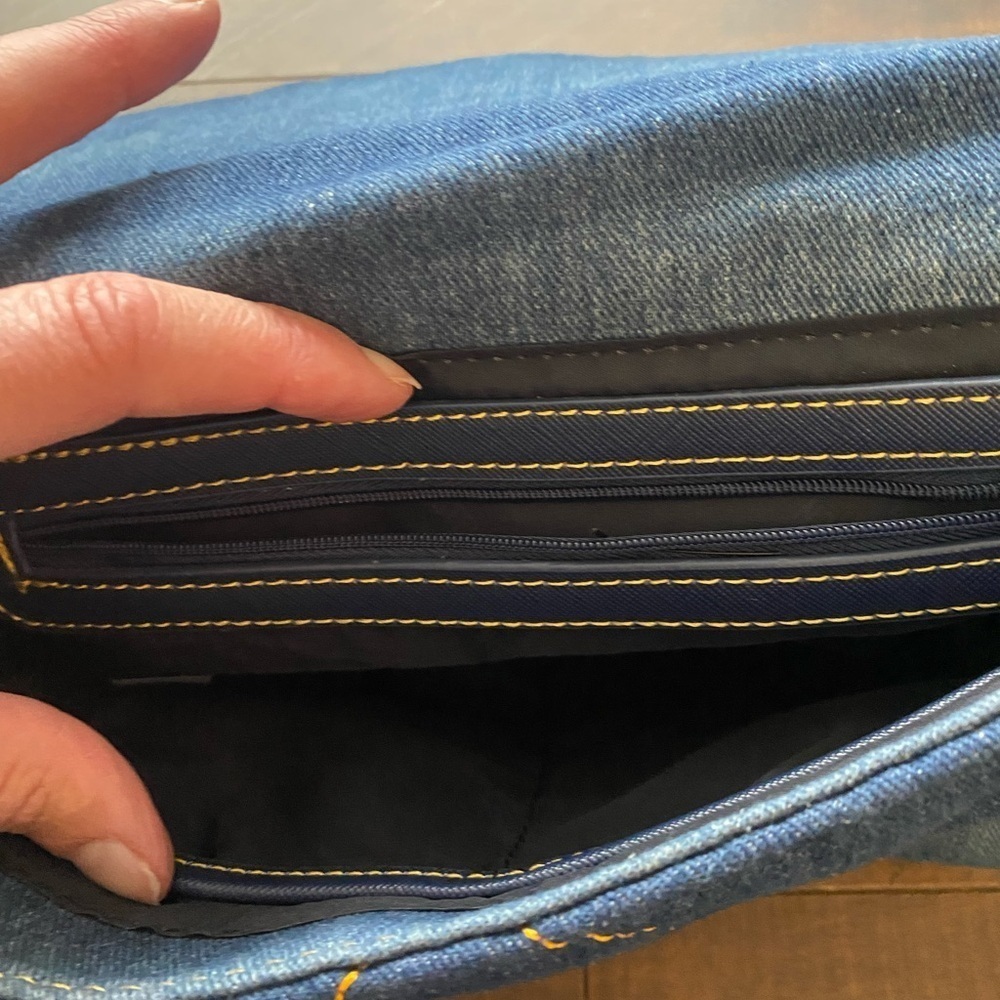 Steve Madden Btorie Crossbody Jean purse - Picture 11 of 15